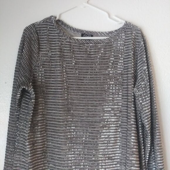 Jones New York women's size XL black and gray striped blouse - Picture 2 of 15